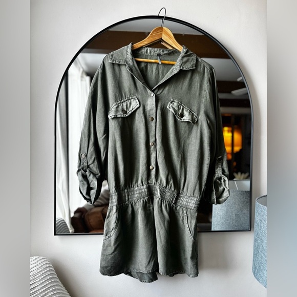YOUNG FABULOUS AND BROKE | olive linen blend romper | size medium - Picture 3 of 7